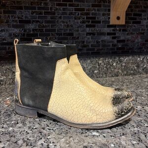 Farylrobin X Free People Robby No Studs Cream black leather ankle boots 10